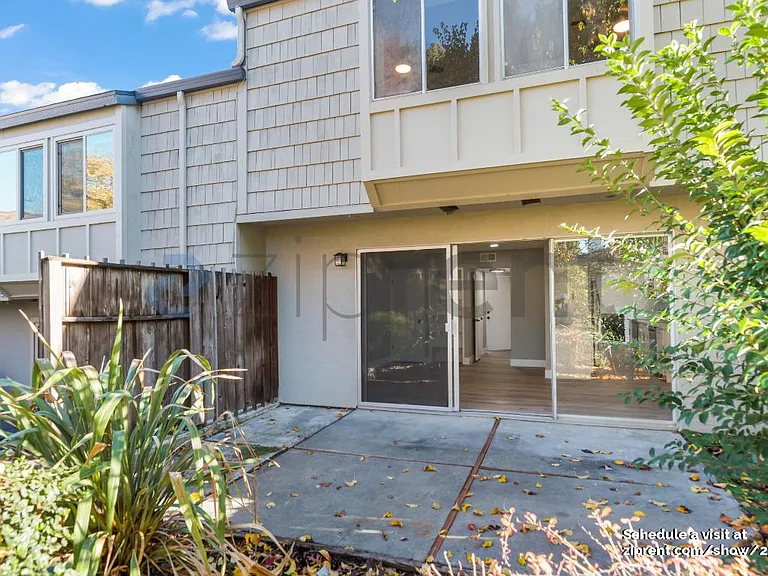 1804 Holland Dr — Photo 23