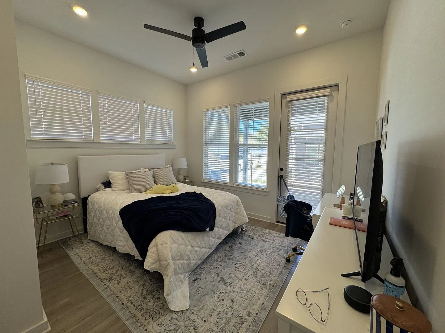 Pre-Leasing For August 10th 2027! — Photo 4