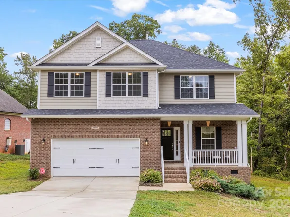 3800 Christin Gamble Ct, Bessemer City, NC 28016