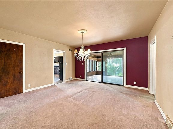 5th image of 1500 Mayfield Ave