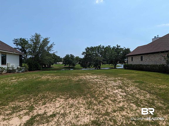 4th image of 33 Olde Park Ln