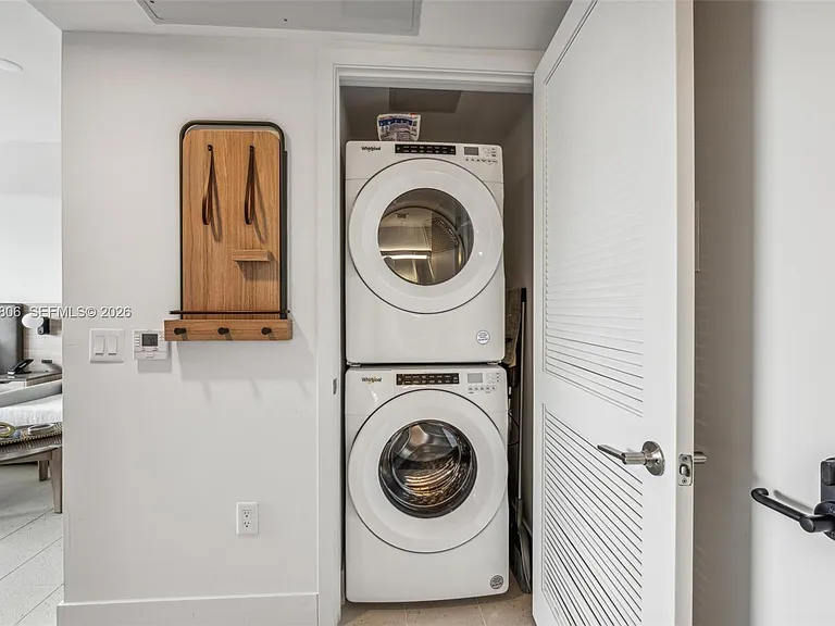 159 NE 6th St #3312 — Photo 12
