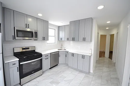 413 Davis Ave Photo 1