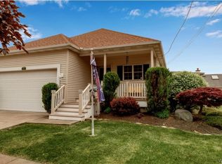 18 Wayne St, Depew, NY 14043