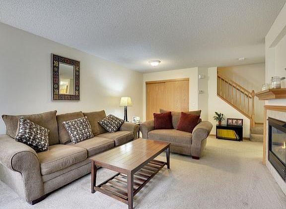 2nd image of 10039 Pierce St NE Unit C