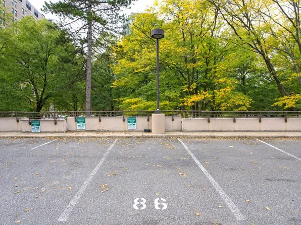 9 Hawthorne Place Pkg #86, Boston, MA 02114