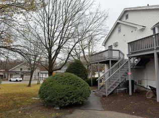 37 Exchange St APT 2, Millis, MA 02054