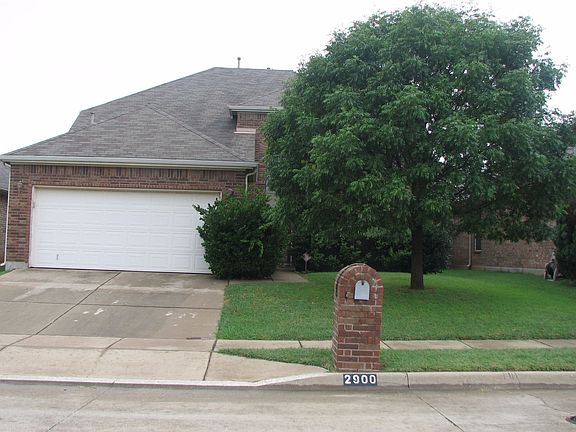 2nd image of 2900 Maple Creek Dr