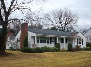 29 Franklin Rd, Longmeadow, MA 01106