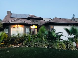 9304 N Price Ave, Fresno, CA 93720