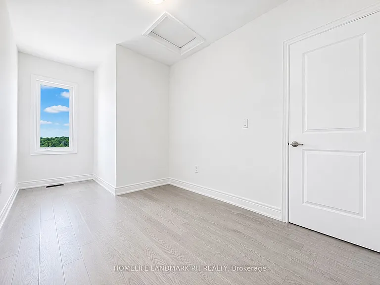 197 Berczy Green Dr — Photo 15