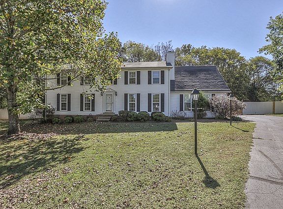 4th image of 430 Stonetree Dr