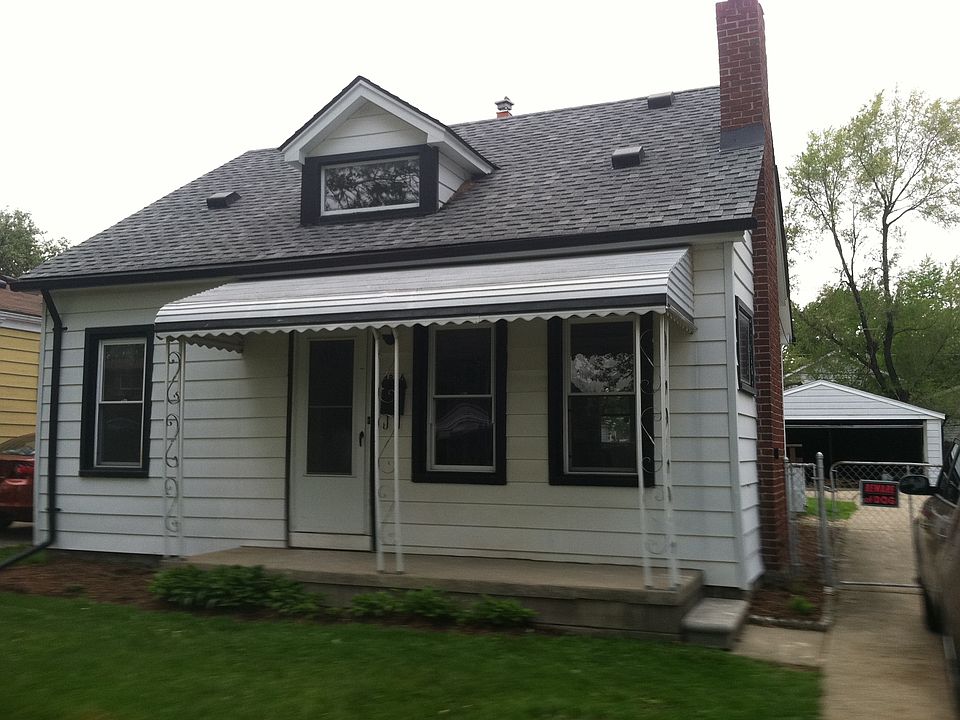 2nd image of 4836 Dudley St