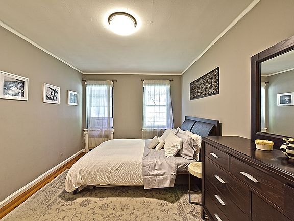 5th image of 251 Seaman Ave APT 3D