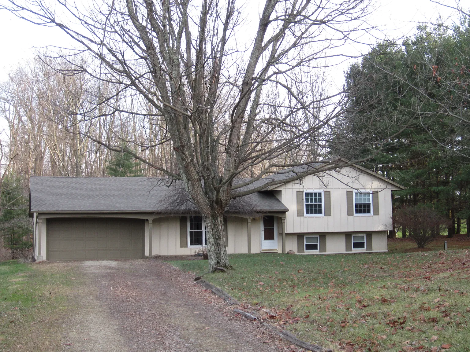 1403 S Watkins Rd photo 1