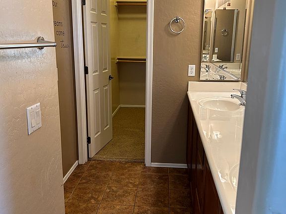 5th image of 6720 E University Dr #109