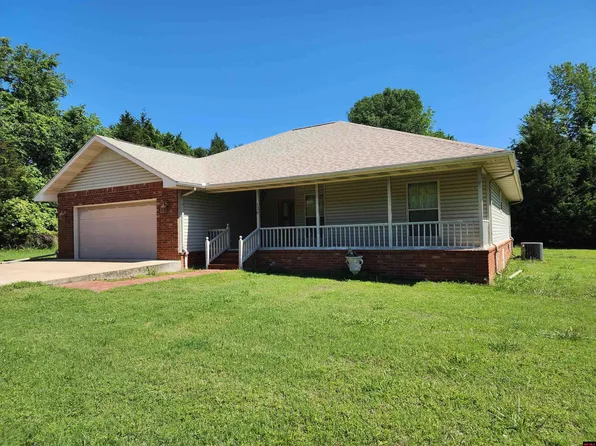 126 Autumnwood Dr, Bull Shoals, AR 72619