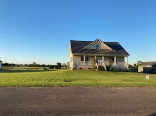 147 Crest Rd, Raceland, LA 70394