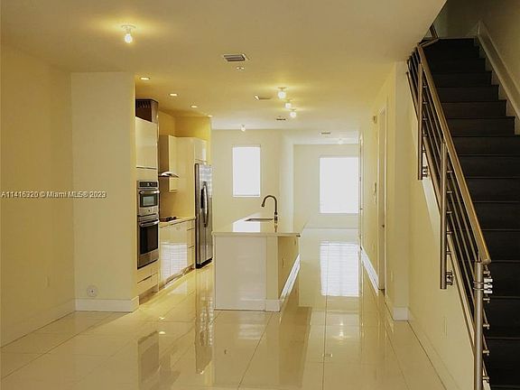 4th image of 10280 NW 63rd Ter #10280