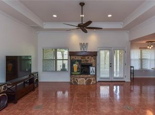 5691 Foster Ct, Fort Worth, TX 76126