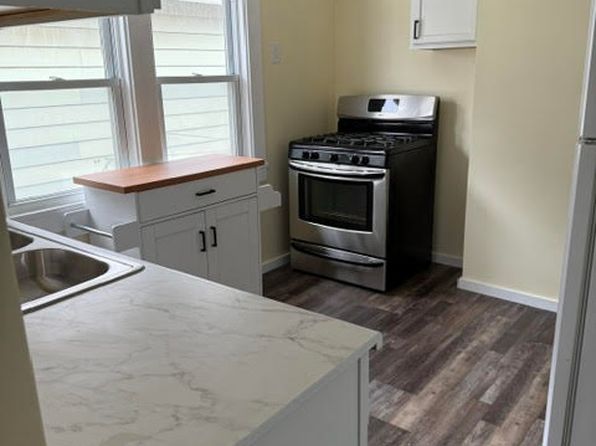 100 Ladner Ave Floor 2