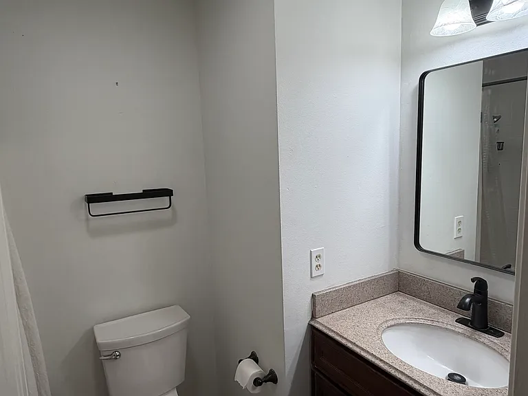 315 Cameron Pl #3 — Photo 7