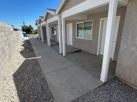 880 S 1st Ave