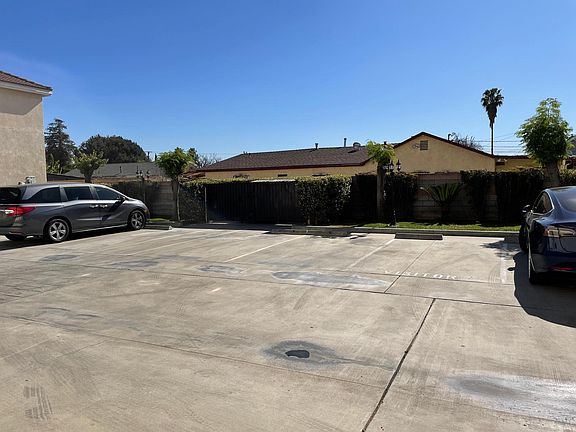 Guest parking - 2 reserved spots