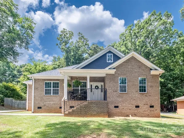 114 Keowee Cir, Indian Trail, NC 28079