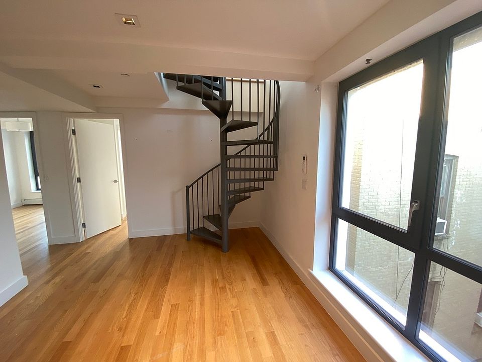 1st image of 39 E 21st St #7AA