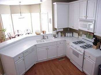 1st image of 805 Live Oak Ct