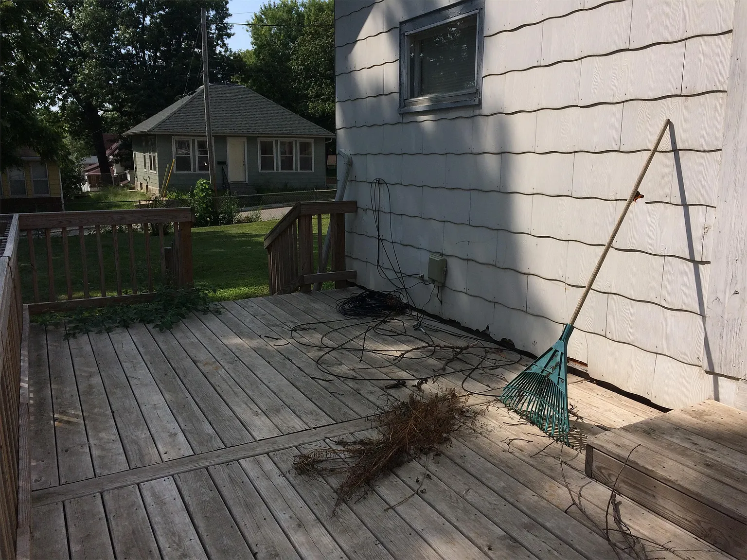 409 Norwood Ave - * — Photo 4