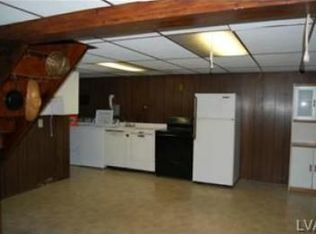 305 Front Ave, Roseto, PA 18013