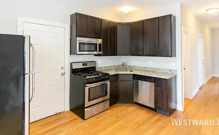 2753 N Whipple St #2 — Photo 10