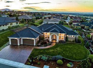 638 Summit St, Richland, WA 99352