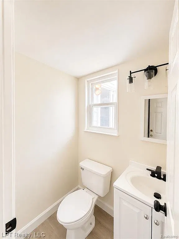 3 bed, 1500 sqft, $2,500 — Photo 1