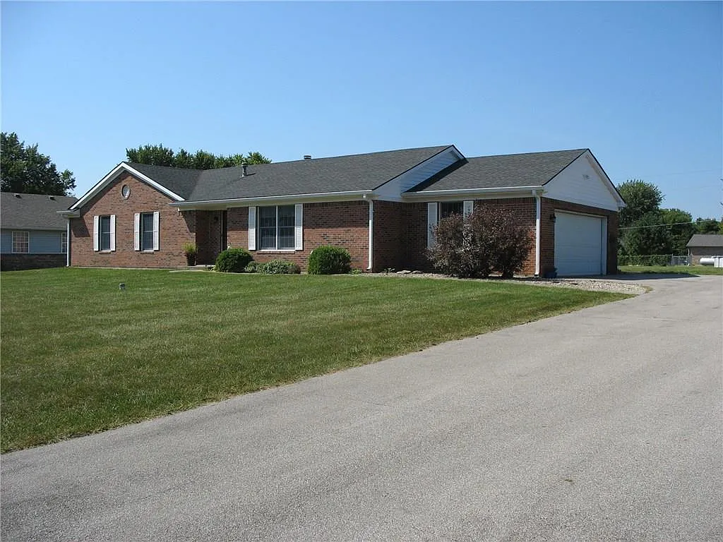 5904 Leisure Ln photo 1