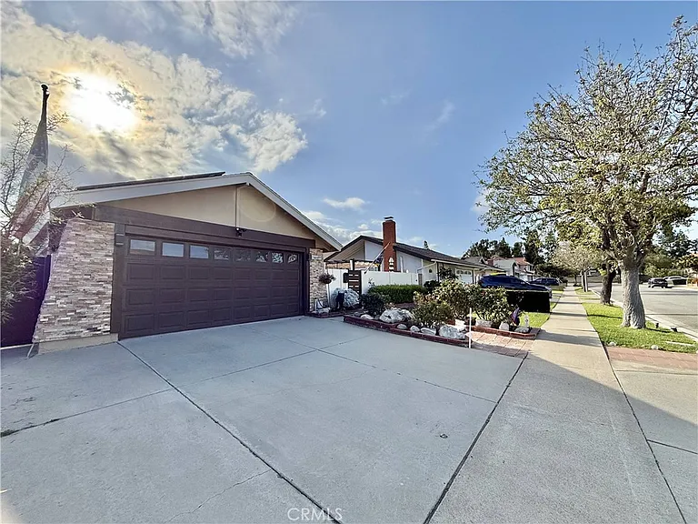 18413 Winslow Pl — Photo 34