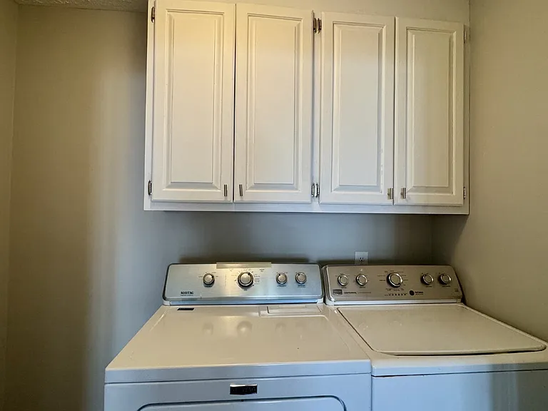 204 Fair Oaks Dr — Photo 17