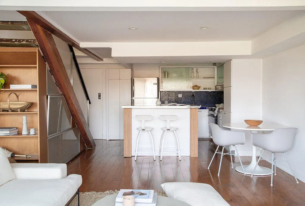 2 bed, 900 sqft, $4,000 — Photo 3