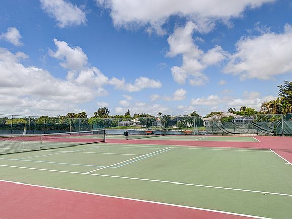 Community Tennis