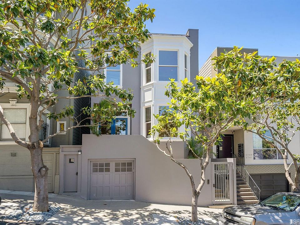 1st image of 2707 Laguna St