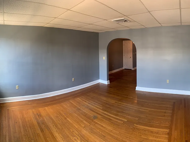 336 E Lincoln Highway — Photo 31