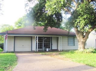 2020 N Avenue G, Freeport, TX 77541
