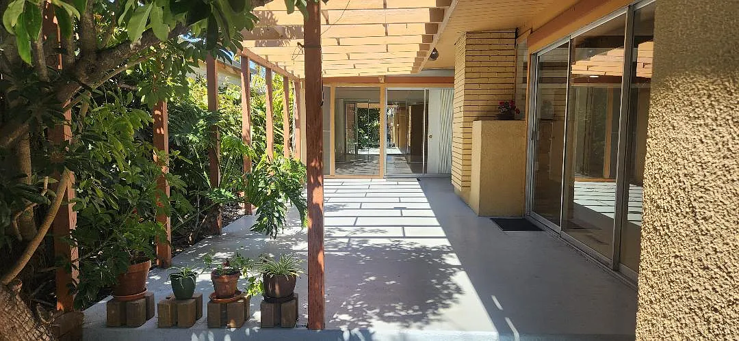 2 bed, 1.5 bath, 1450 sqft, $4,950 — Photo 2