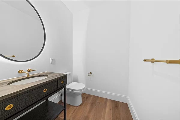 Rented by R New York | media 57