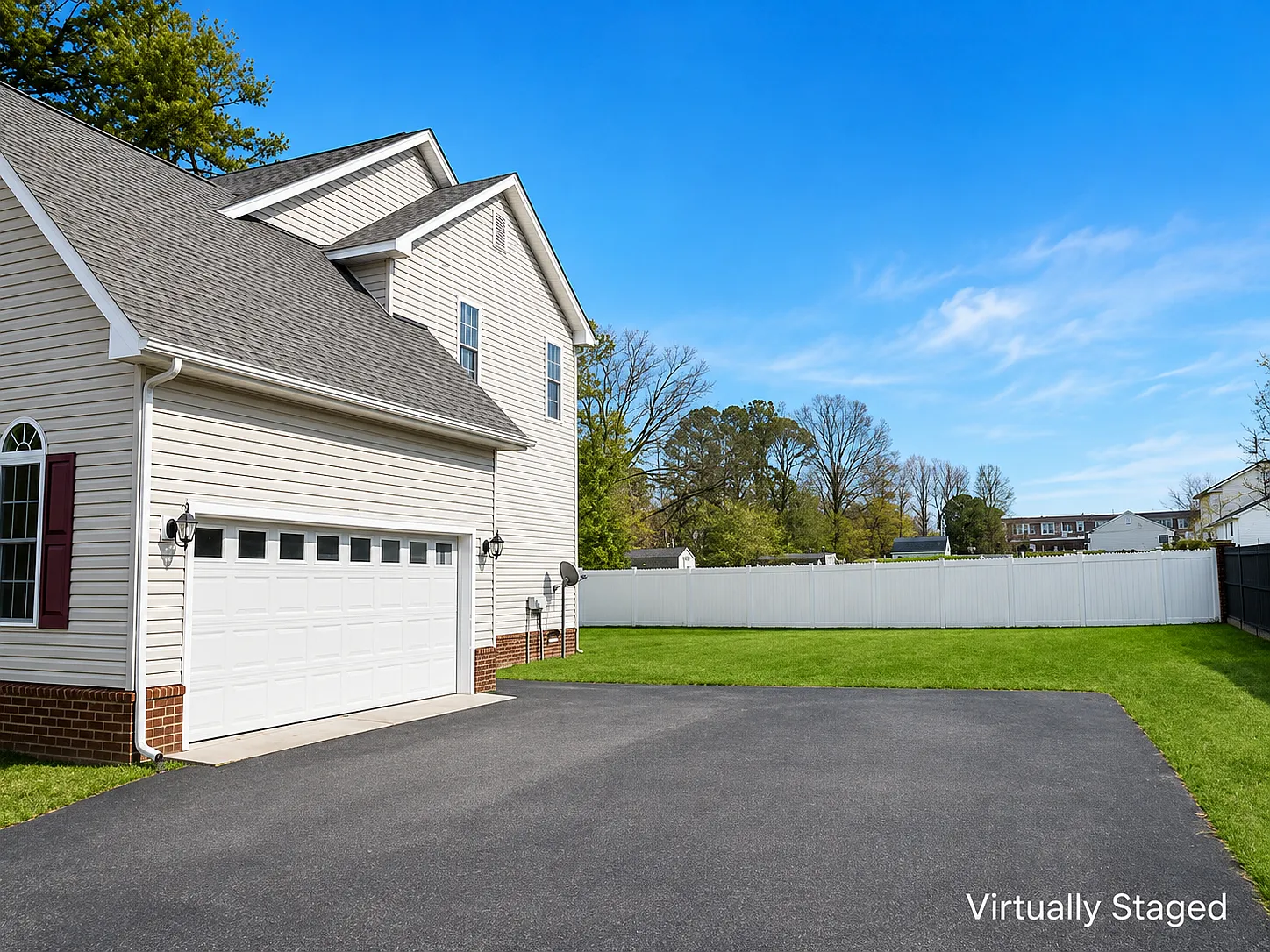 4 bed, 2.5 bath, 1860 sqft, $2,550 — Photo 3