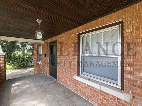 4th image of 525 S Chautauqua Ave