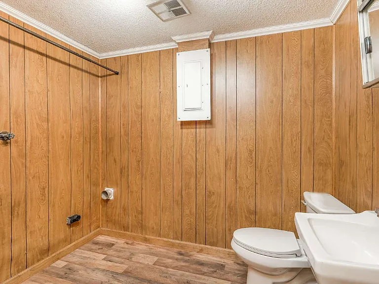717 Milling Rd — Photo 17