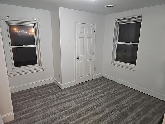 2nd image of 820 Maryland Ave APT 3